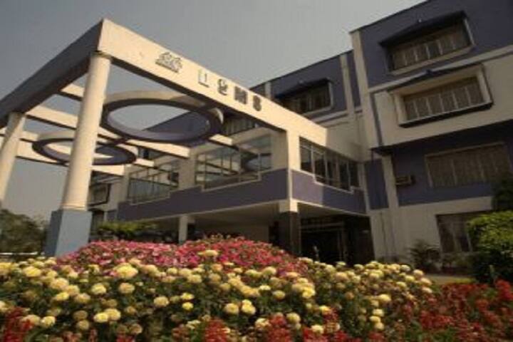 campus-view